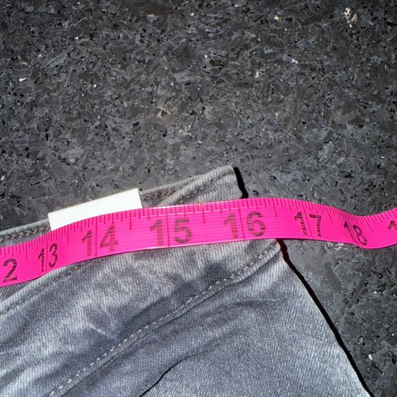 NEW LEVI’S HIGH RISE FLARE GREY BLACK STRETCH DENIM JEANS SZ 33x34 - Picture 10 of 14